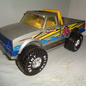 Vintage NYLINT Toy 4x4 Pickup Truck, 14" Long Metal Body
